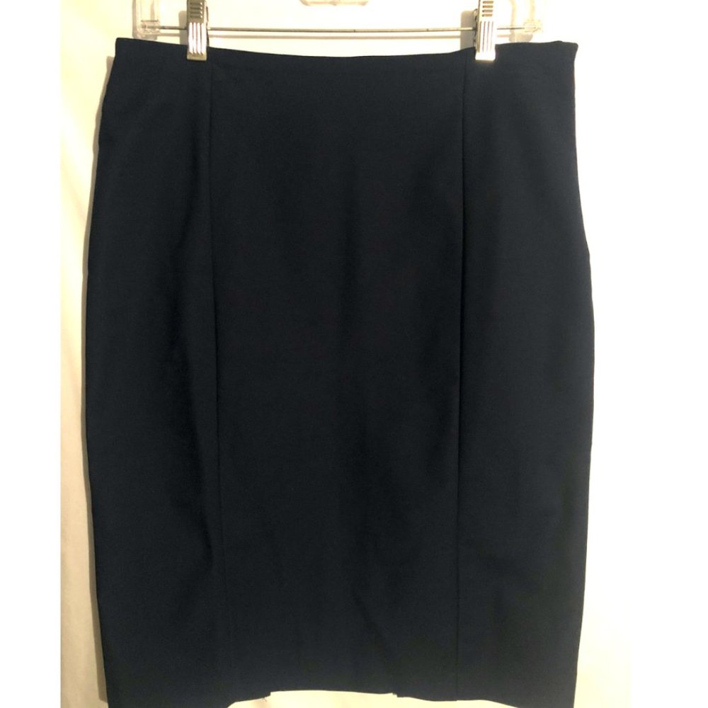 Ellen Tracy Classic Navy Stretch Pencil Skirt